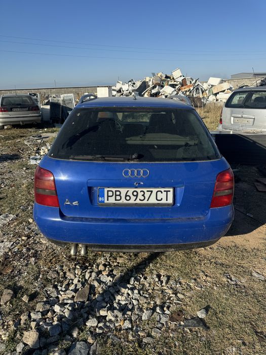 Audi a4 на части !