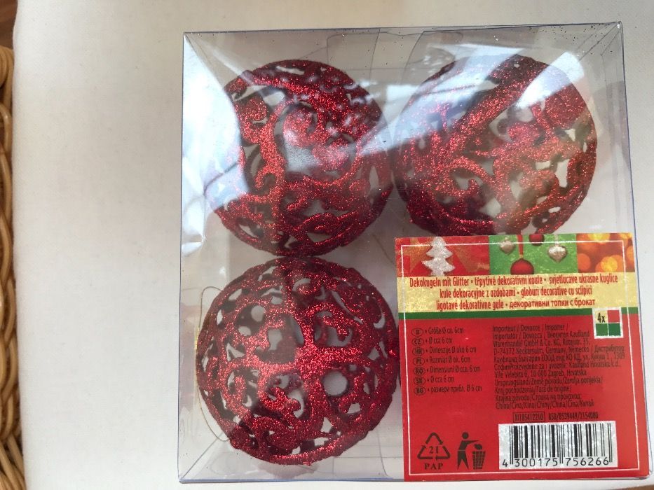 Vand globuri de Craciun - set 4 bucati, diametru 6cm
