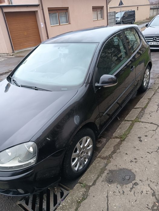 De vânzare vw golf 5