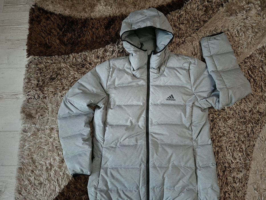 Adidas-Страхотно Дамско пухено яке!