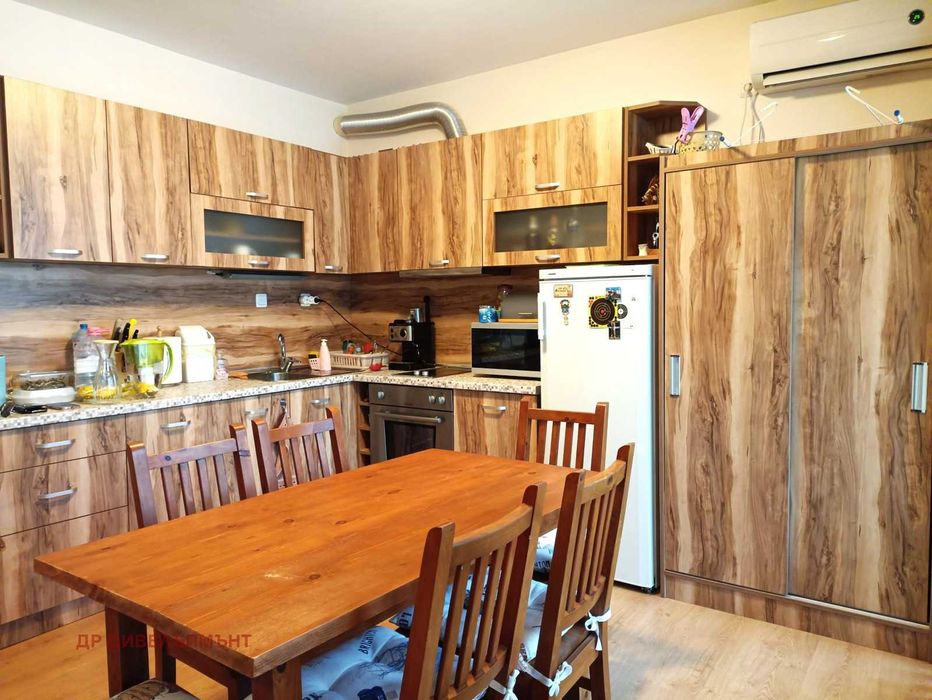 Продава се Тристаен апартамент в к.к. Слънчев бряг - 94 кв.м за 903 €/кв.м - Снимка #1