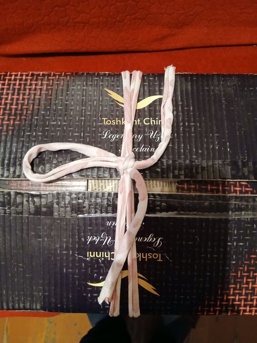 Продаем столовый. И чайный  сервис 6 персон.Новый.