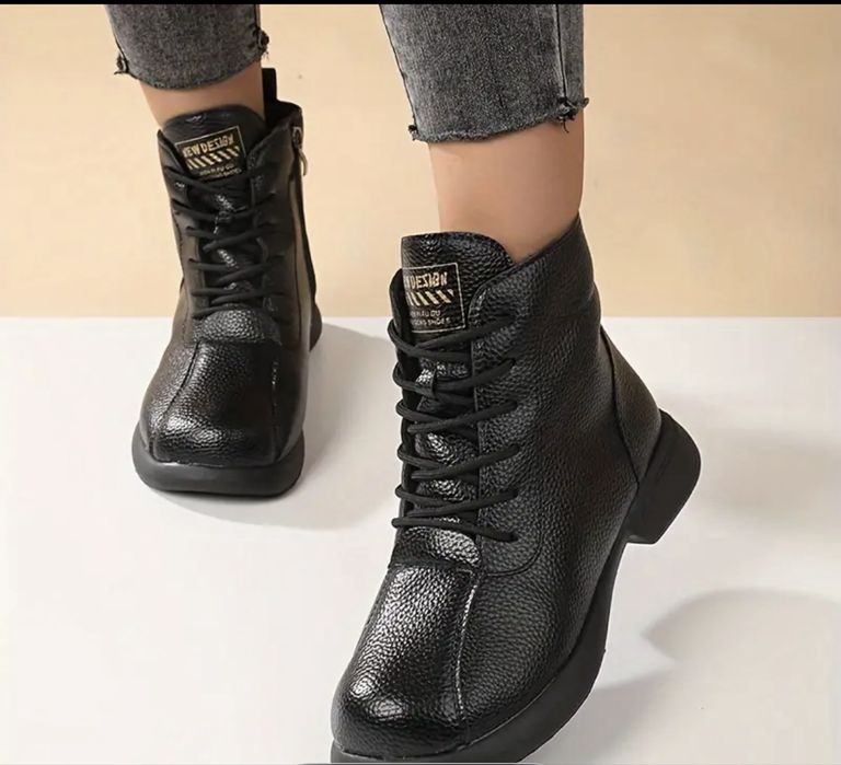 Ботинки демисезонные новые