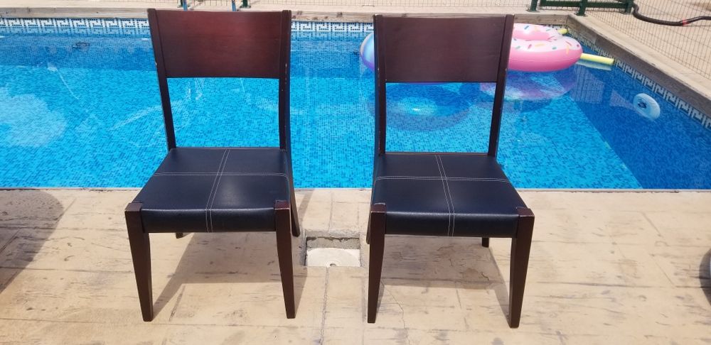 Трапезни столове