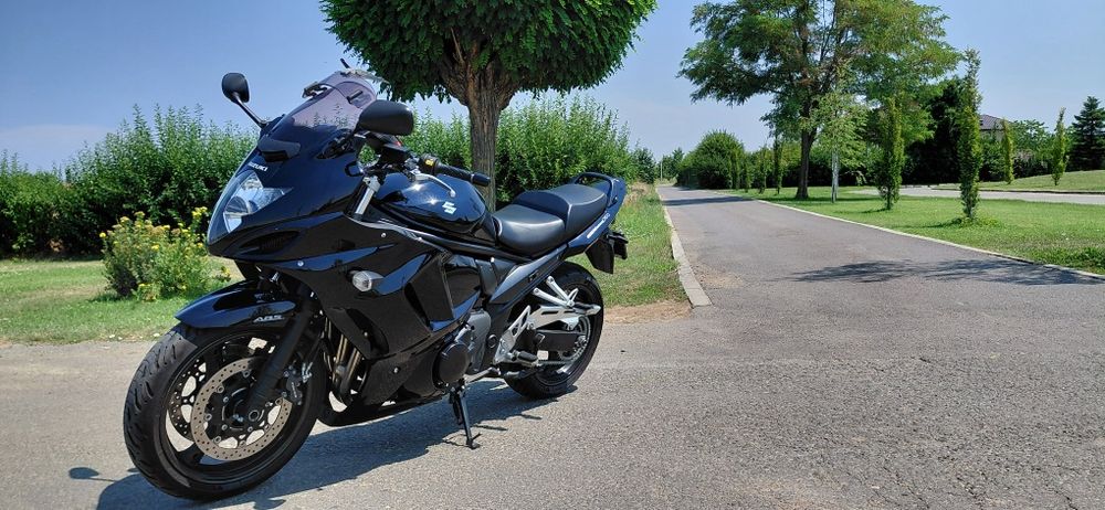 Suzuki GSX 1250 FA abs 2011