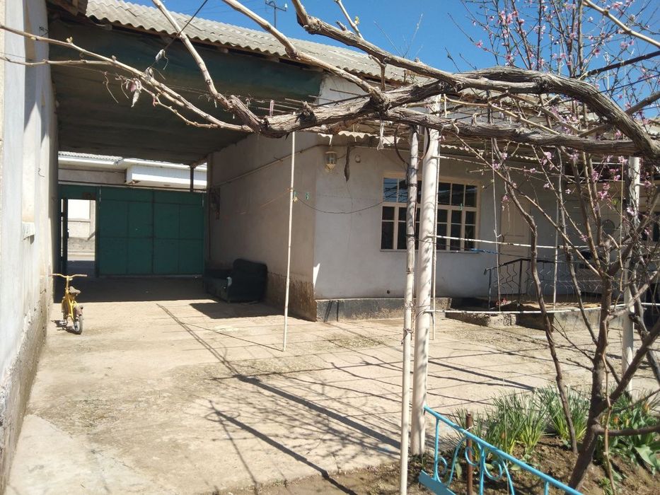 Уй сотилади 13сотх 7хона газ, сув, свет бор