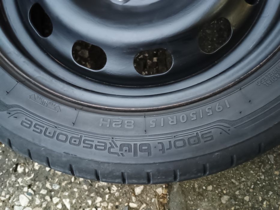 Dunlop 195/50/15 и джанти за Ford Fiesta MK7