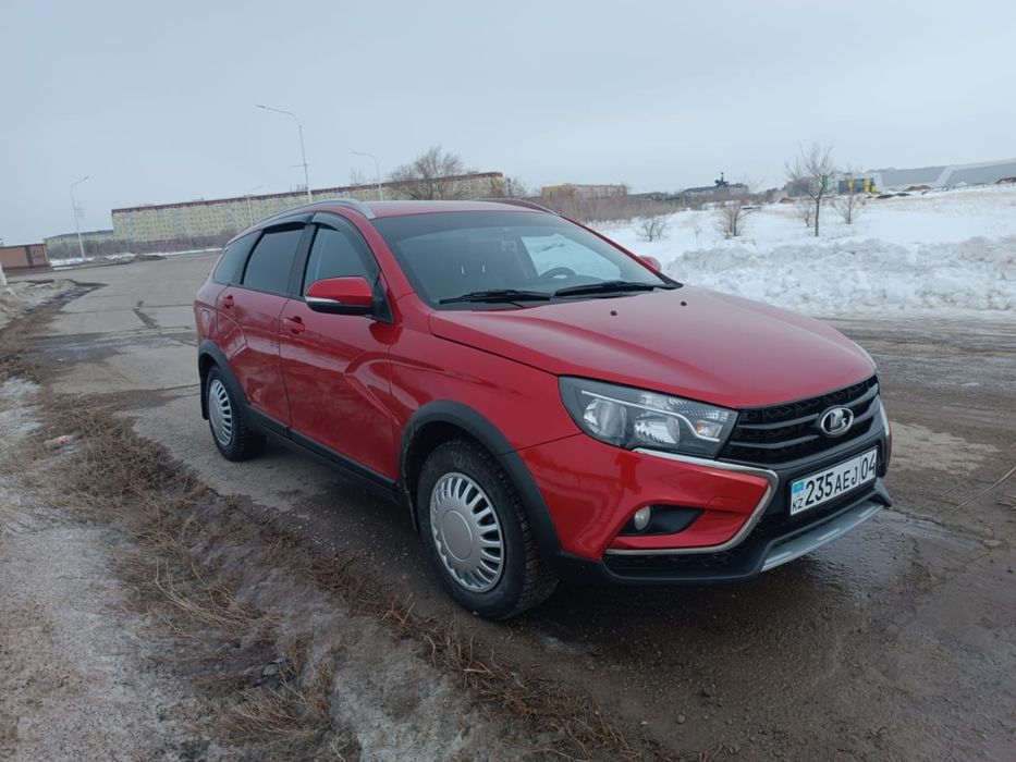 Продам машину ..