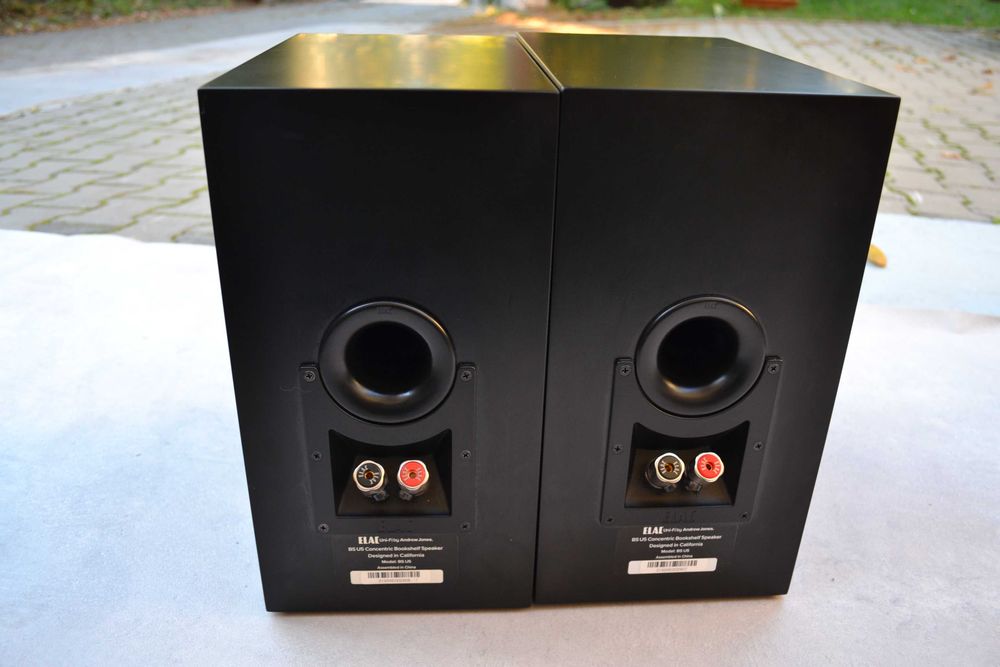 Boxe Elac BS-U 5 Uni-Fi by Andrew Jones