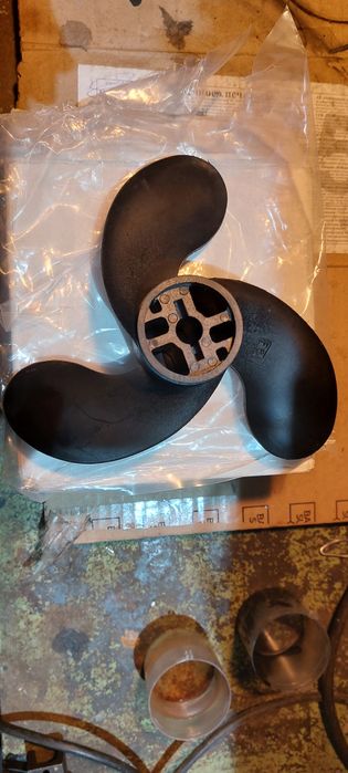 Продам винт для моторной лодки