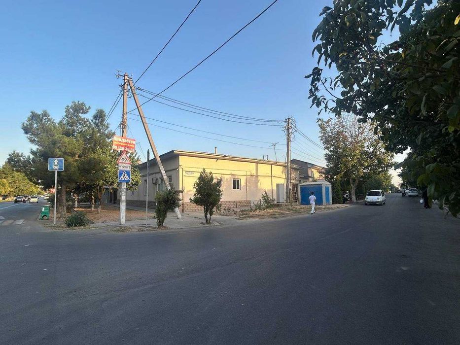 Йул ёкасида ховли сотилади, Бизнес учун, Под офис, 9 сотик фасад 27х38