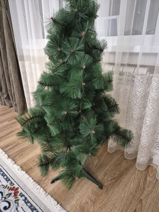 Искусственная елка