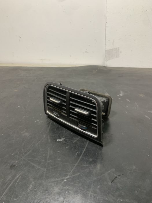 Grila aerisire ventilatie spate audi Audi A4 B8 8K0819203E