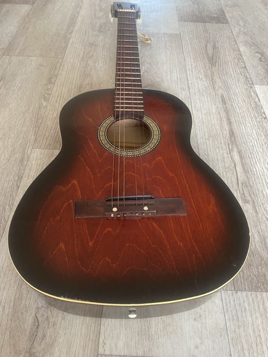 Гитара 7 струнная продается