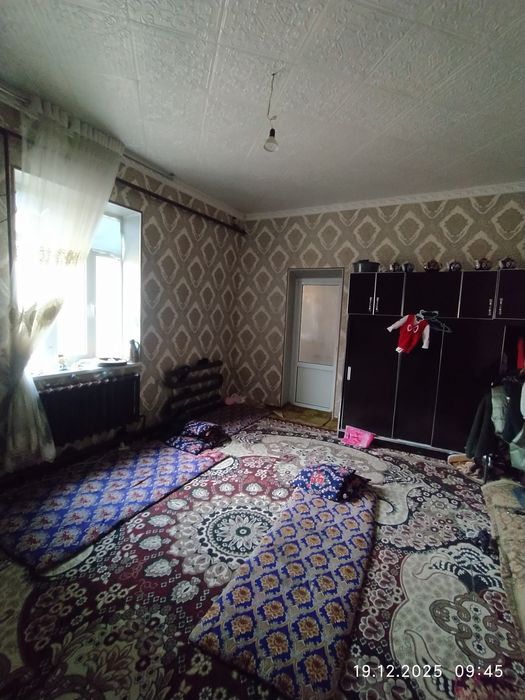 Умид қўрғонида участка