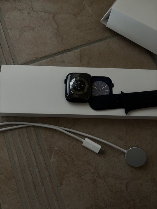 Apple watch seria 8 45MM,toate accesoriile