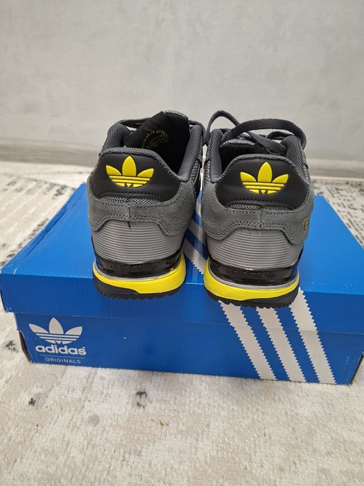 Оригинал красовки Adidas. Новый.