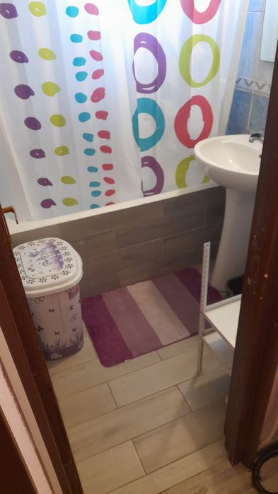 Proprietar închiriez apartament 4 camere in Drumul Taberei
