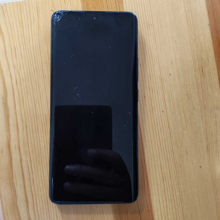Телефон Redmi за части или ремонт