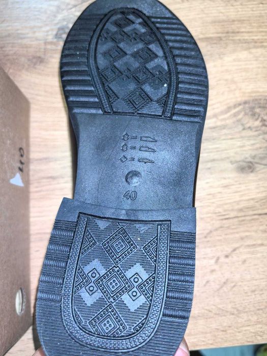 Продам военные туфли