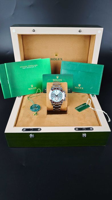 Rolex Daytona 126506 Platinum Ice Blue Diamond Baguette Dial часовник