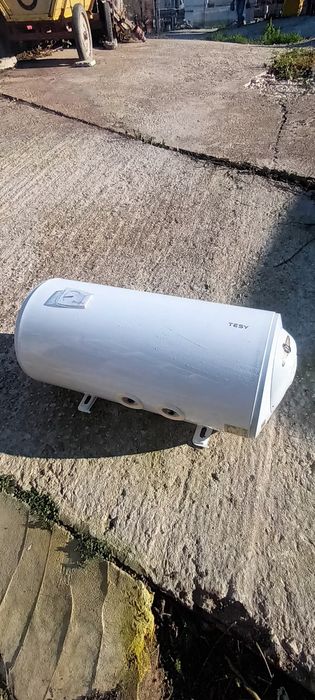 Продавам хоризонтален байлер теси 50 литра