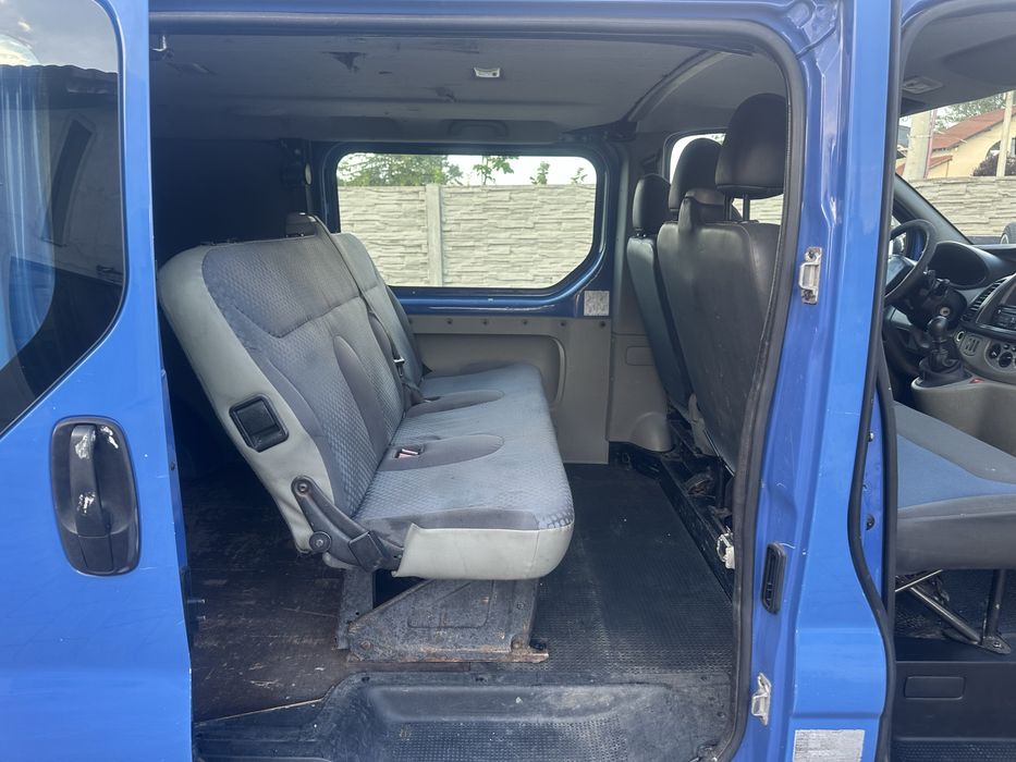Renault Trafic  6 locuri