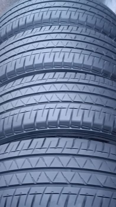 235/65/16 С Yokohama Дот 4924