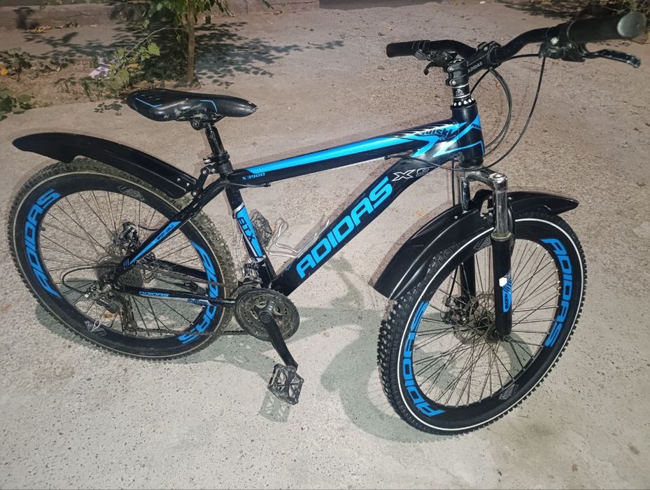 Velosiped Adidas 26 razmer