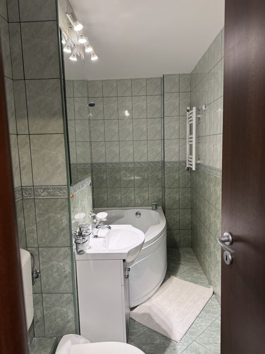 Direct proprietar ofer spre inchiriere garsoniera 45 mp utili,  în zona Bdul Unirii intersectie cu Nerva Traian și Camera de Comerț și Industrie