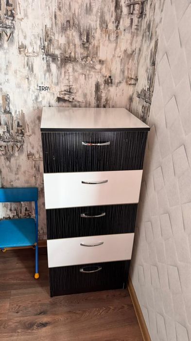 Комод и шифоньер