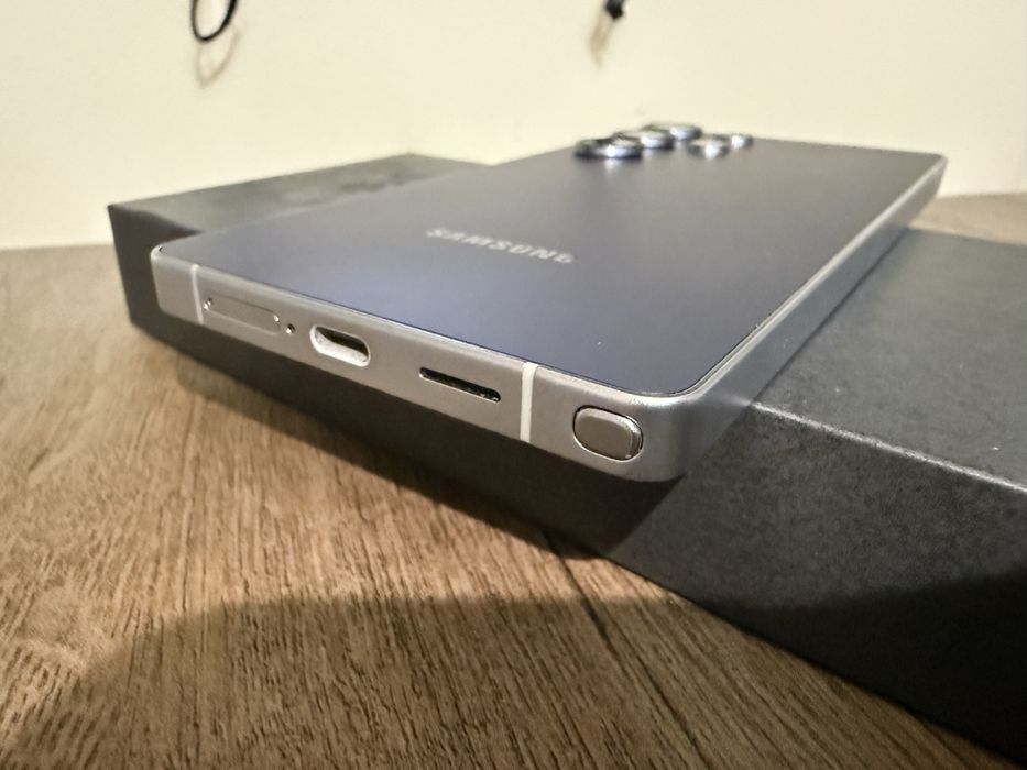 Vand Samsung 25 ultra