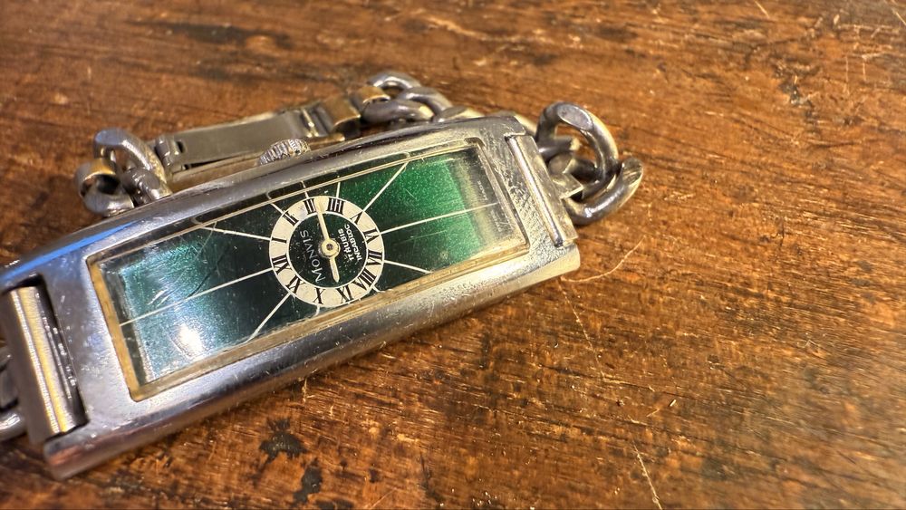 Monvis mecanic barbatesc superb