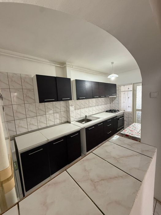 Ofer Garsoniera spre închiriere