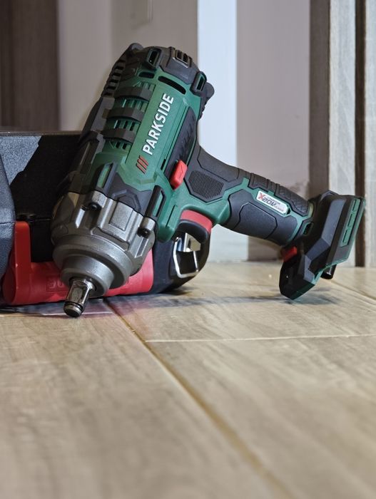 Parkside masina de insurubat cu impact tangential  PASSK 20-Li B2