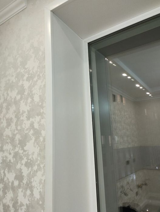 Клею обои, галтели