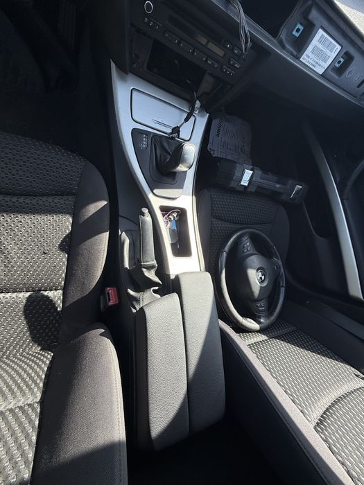 Dezmbrez bmw e91 318D