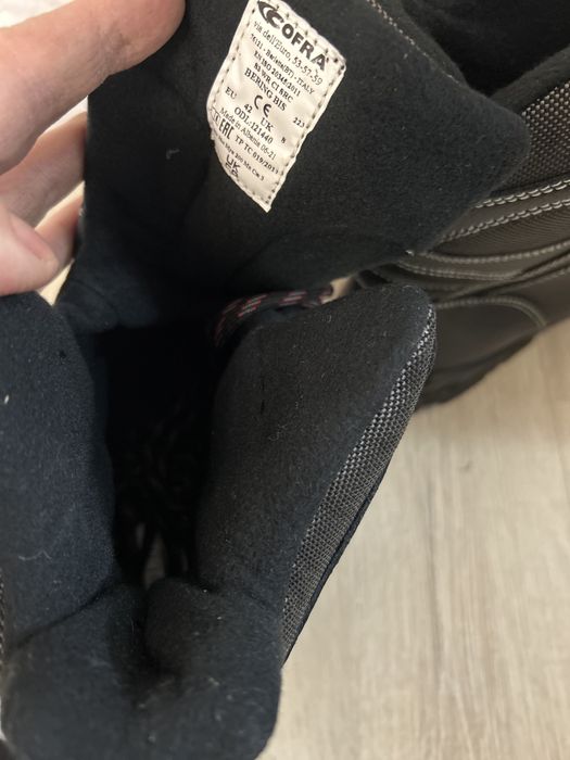 Продам новую спецботинку COFRA