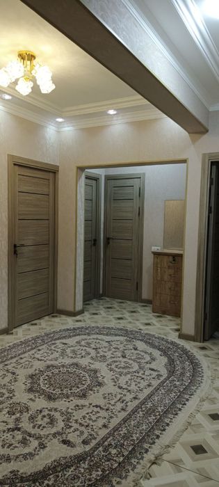 Продам пяти комнатную квартиру Сергели 8А. 5/4/9 129 квадратов