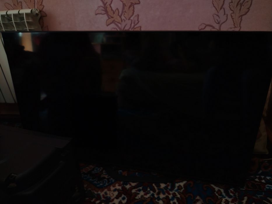 Телевизор САМСУНГ.