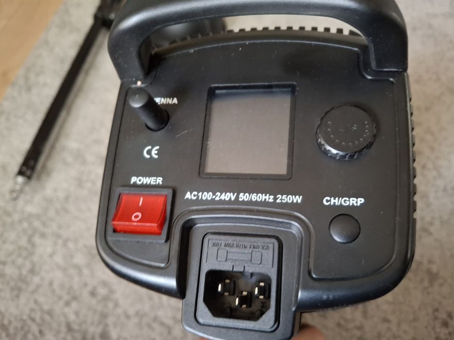 Lampa LED video Godox SL200W