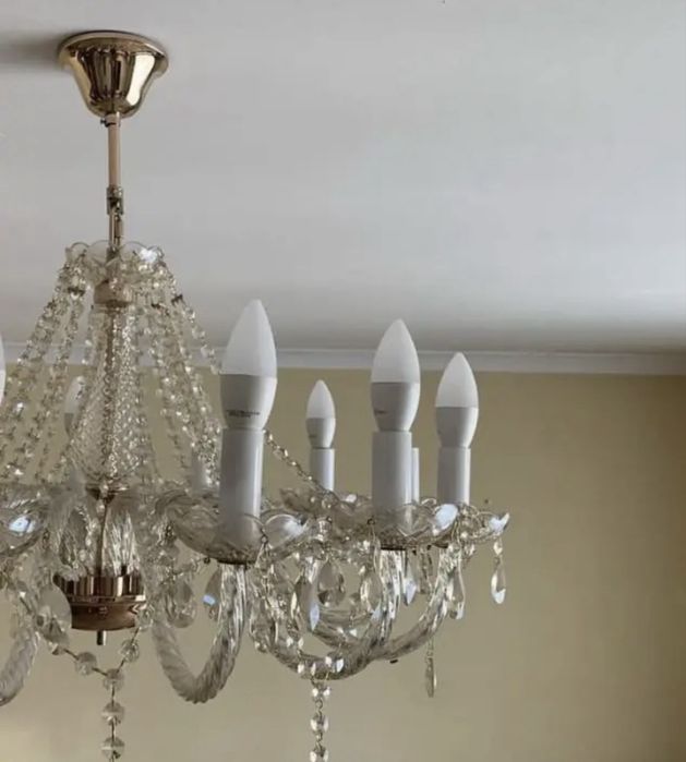 Хрустальная люстра