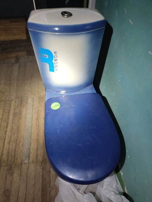 Продам унитаз,фирма Rosa