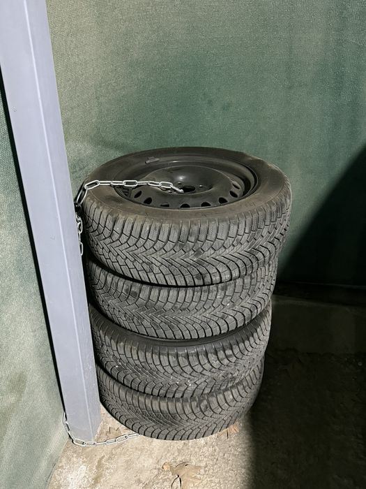 Продаётся своя нексия 3