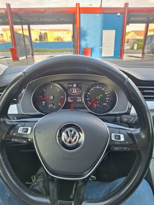 Volkswagen Passat 2016, B 8, 2.0 DSG/ piele/ panoramic