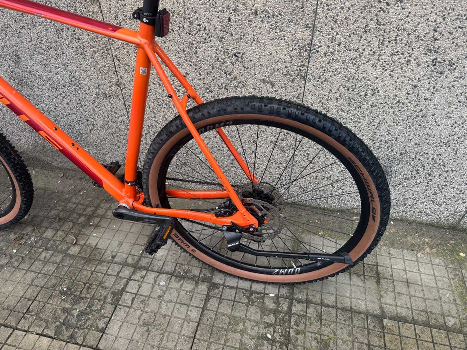 Bulls Copperhead 2 29''/Shimano Deore 2x11/Suntour XCR-32 Lockout