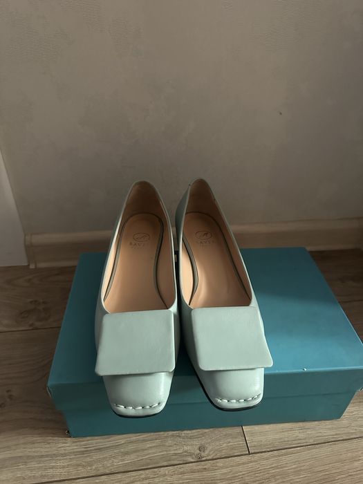 новые, симпатичные туфли