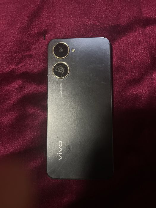 Продам телефон vivo y03