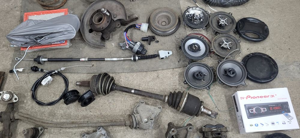 Продам запчасти на ВАЗ 2108-09