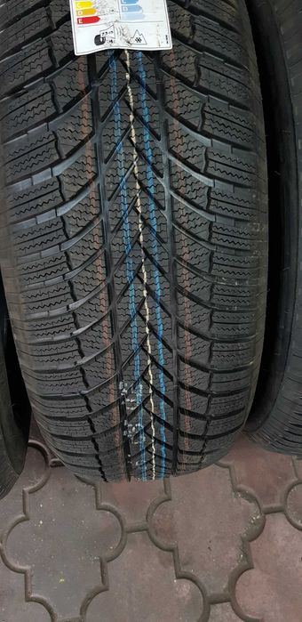 anvelope  Bridgestone  265/60/18 m&s iarna